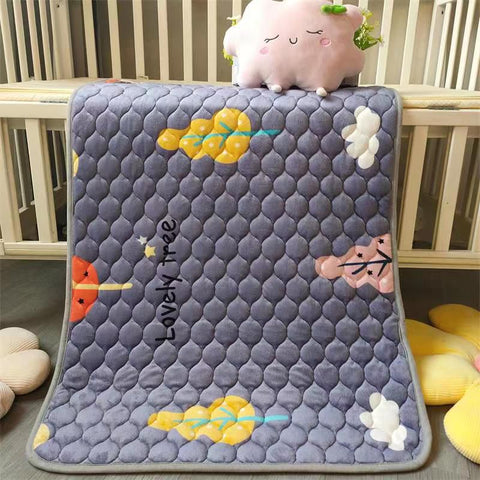 Baby Changing Mat / Waterproof Urine Pad