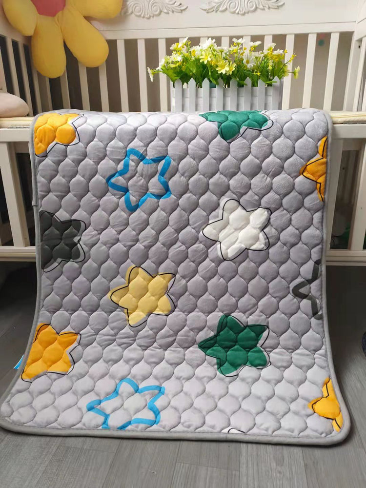 Baby Changing Mat / Waterproof Urine Pad