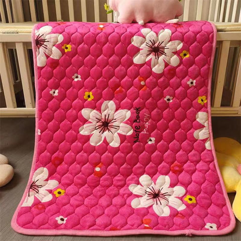 Baby Changing Mat / Waterproof Urine Pad